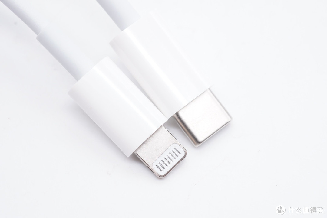 拆解报告：Apple苹果新版C94 USB-C to Lightning线