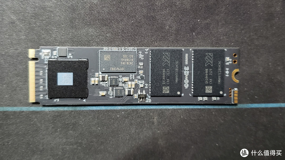 PCIe4.0&Xtacking 2.0——致态TiPro7000 1TB首发评测