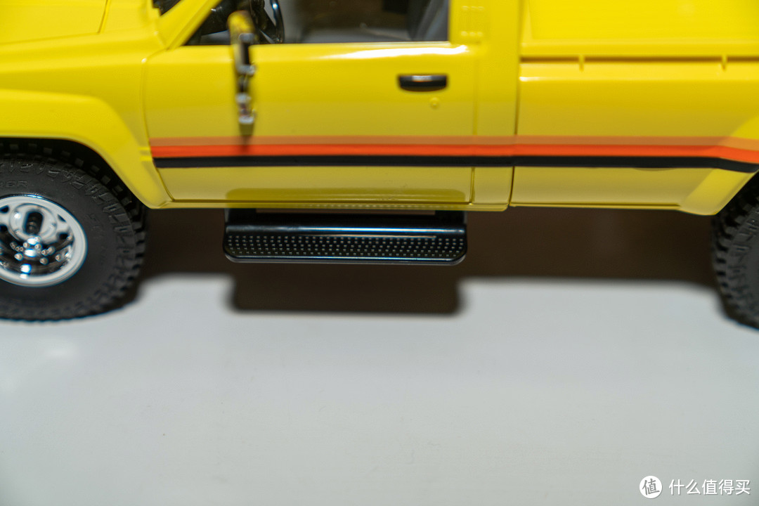 fms 1/18 丰田 海力士 1983——经典传奇的皮卡车型