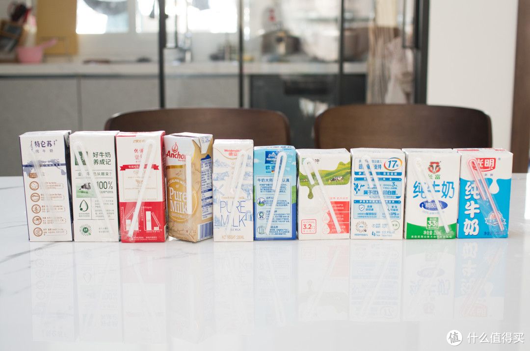 十款主流盒装纯牛奶对比横评！