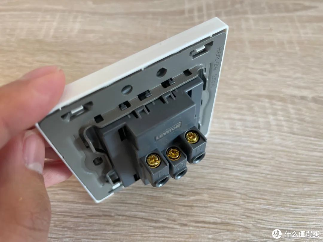 设计插座只看位置？回路做错，型号不对再多插座都白费！