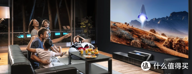 CES2022：海信专业观影设备120L9Pro激光电视带来巨幕家庭影院新体验