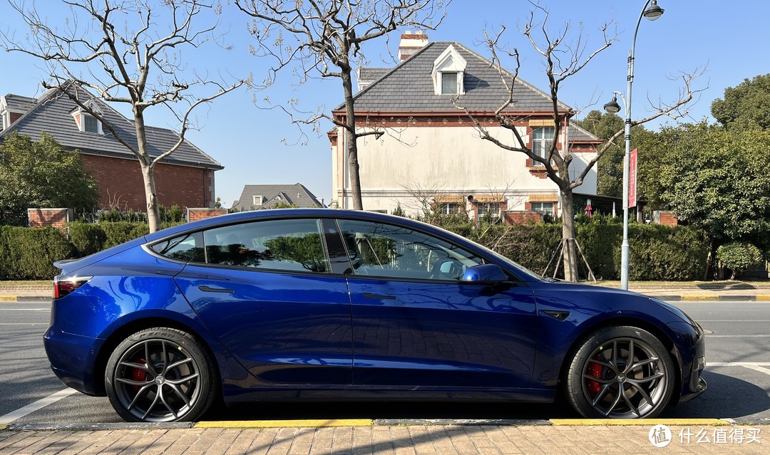 新玩具---特斯拉Model 3性能版，一文讲清M3P方方面面，自此集齐油车、电车、混动