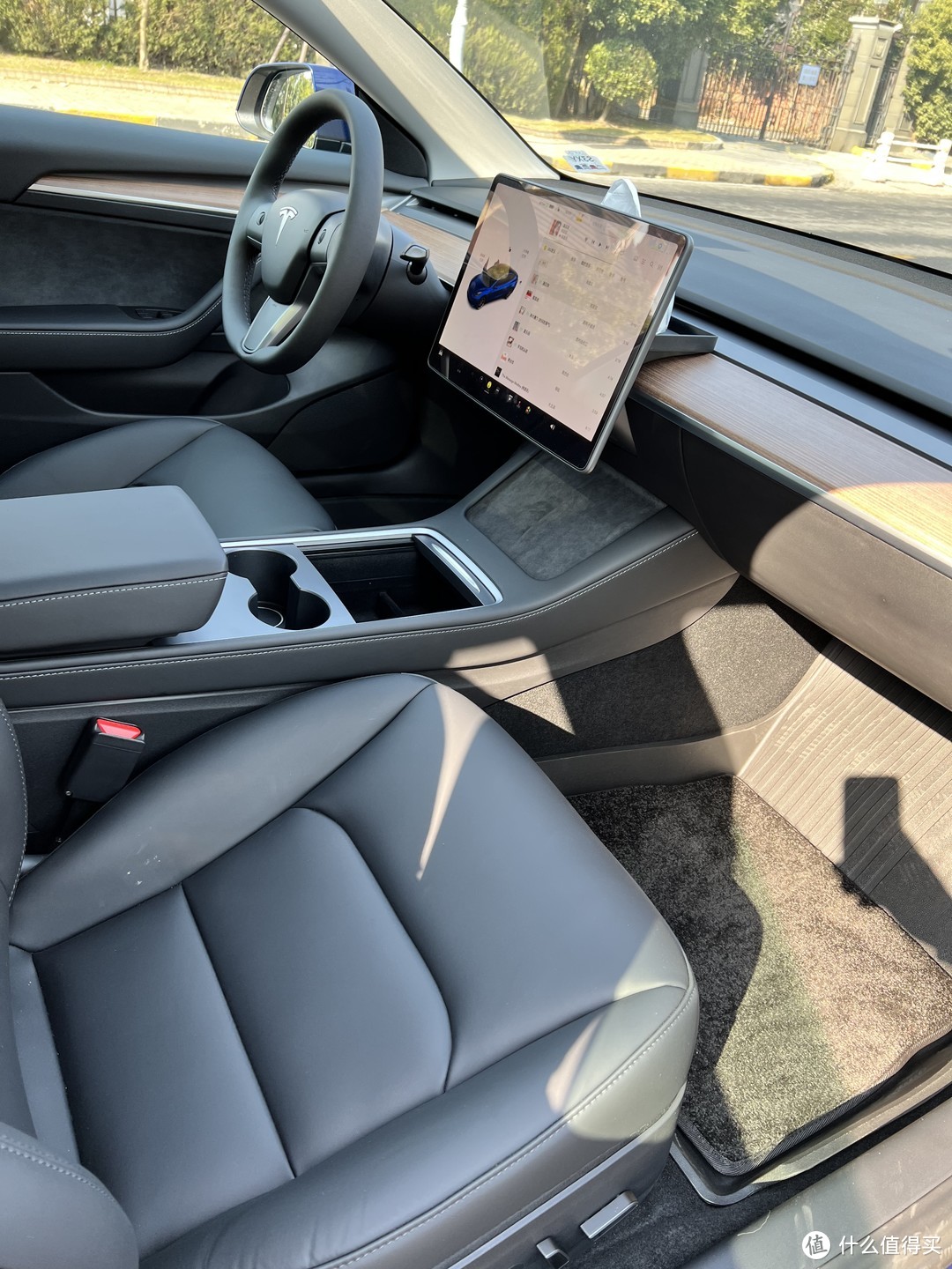 新玩具---特斯拉Model 3性能版，一文讲清M3P方方面面，自此集齐油车、电车、混动