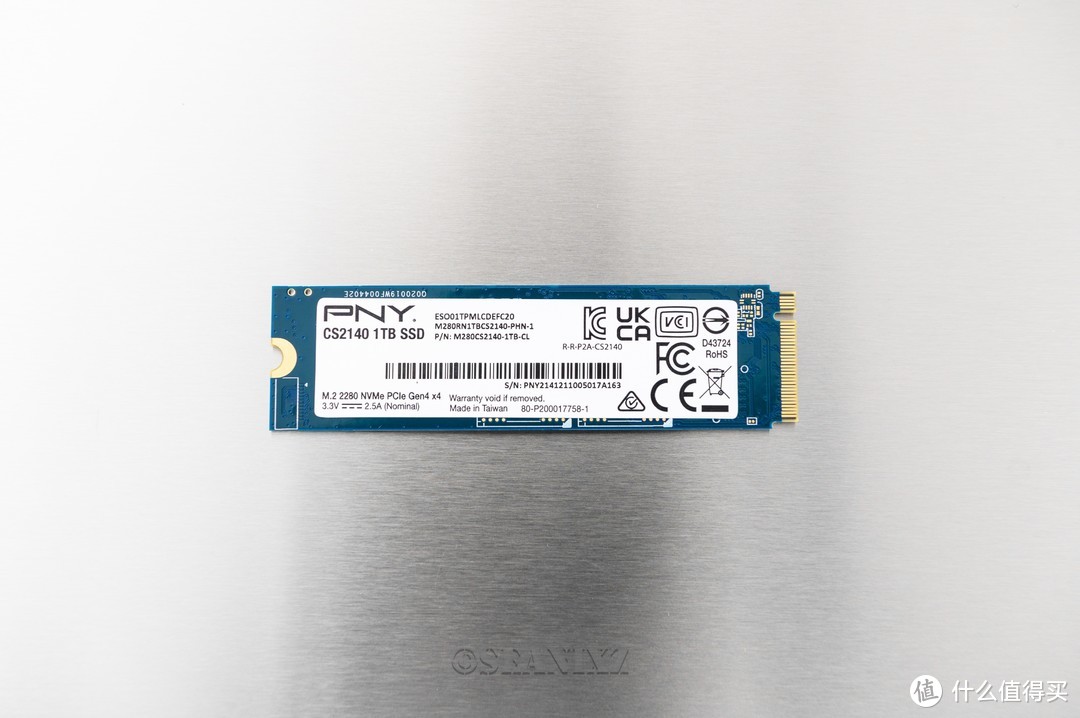 PCIE4.0固态硬盘升级首选：PNY CS2140 PCIE4.0 NVMe M.2 SSD 1T固态硬盘 评测