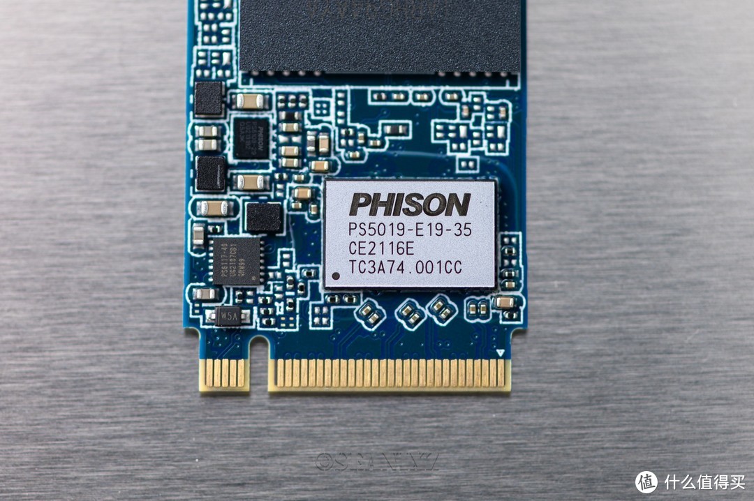 PCIE4.0固态硬盘升级首选：PNY CS2140 PCIE4.0 NVMe M.2 SSD 1T固态硬盘 评测