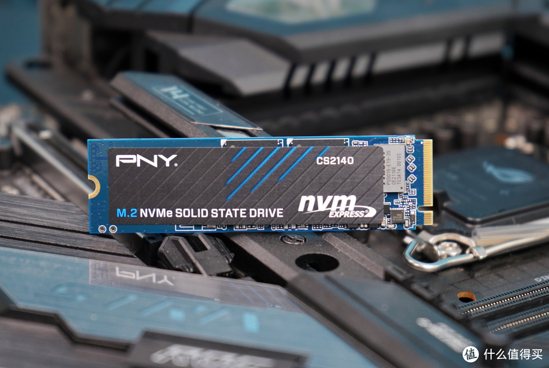 PNY CS2140 PCIe 4.0 SSD评测：激活12代酷睿平台