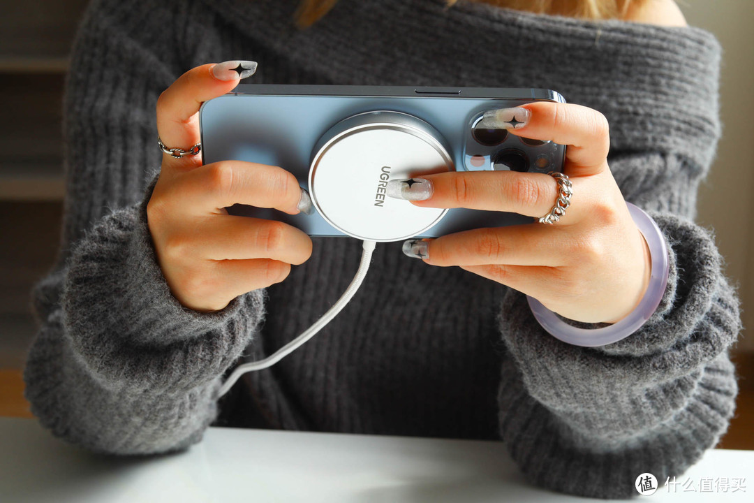 iPhone 13磁吸充电体验感究竟有多棒？解锁十三香新玩法！