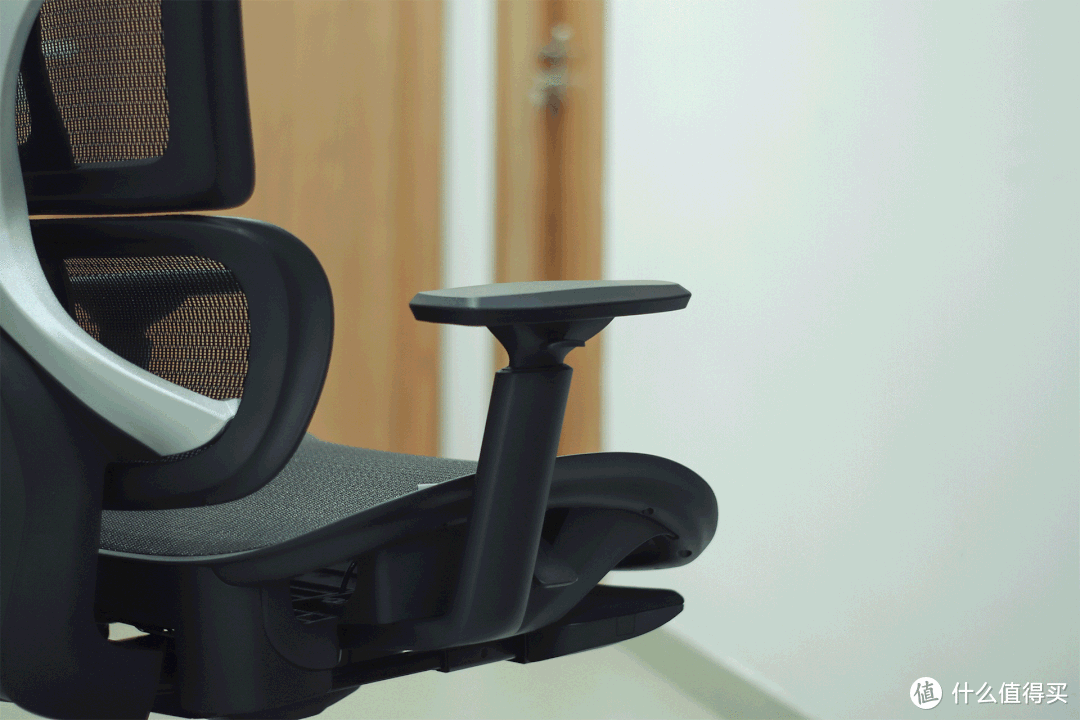 这样的双背联动人体工学椅子你不爱？永艺XY人体工学椅旗舰款体验
