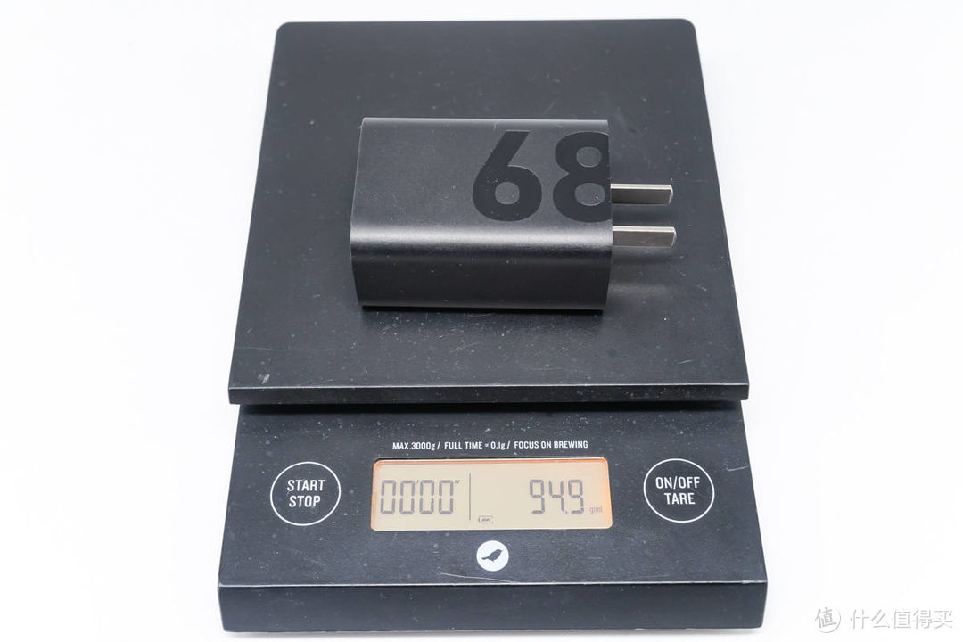 买手机送68W PD氮化镓充电器？MOTO edge X30 充电器评测