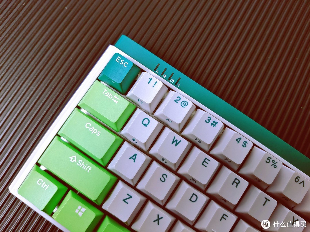 或许是最小最理想的键盘，杜伽K330W三模机械键盘上手体验