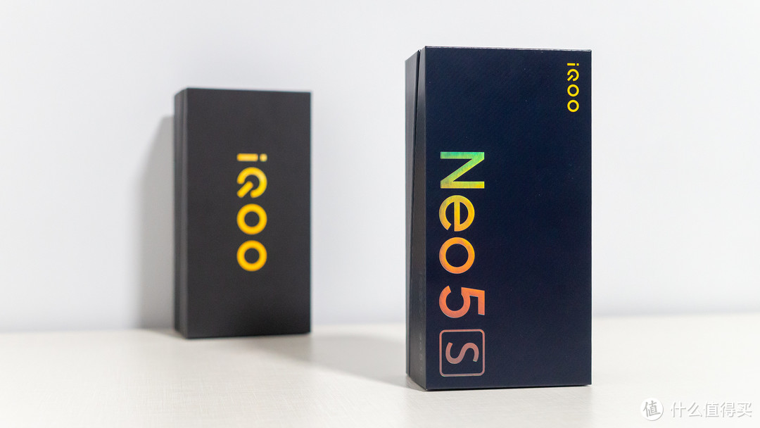 iQOO Neo5S 体验 | 强劲的肌肉+有趣的灵魂