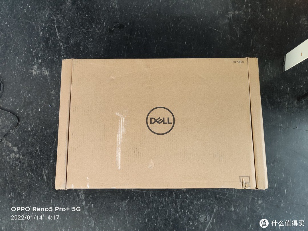 为了方便找素材入手27寸2K屏幕-DELL D2720DS