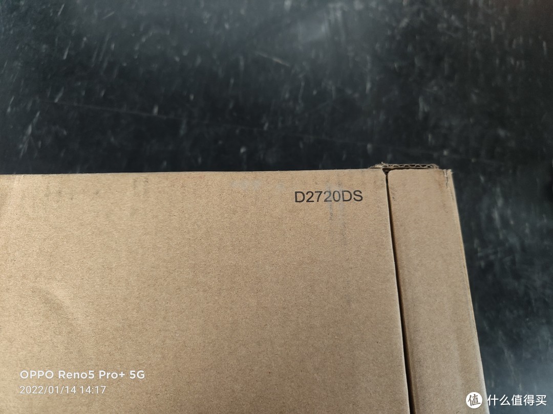 为了方便找素材入手27寸2K屏幕-DELL D2720DS