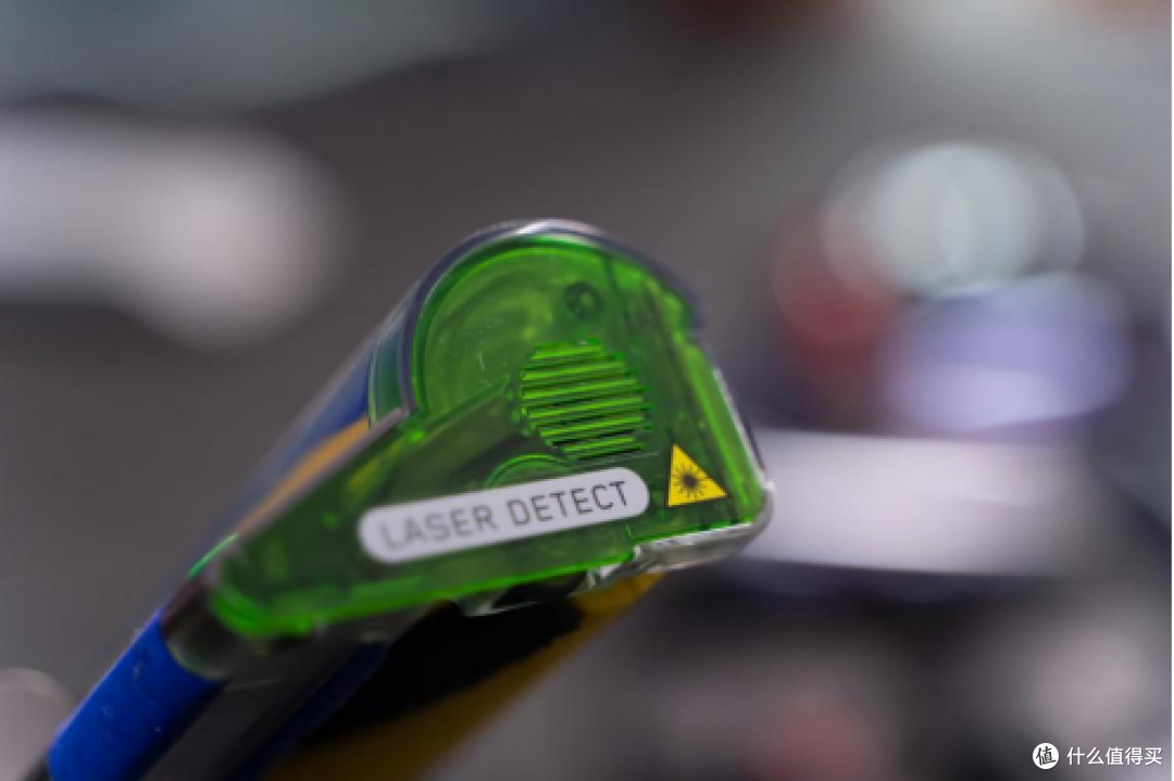 戴森V15 Detect无绳吸尘器深度体验：清洁可视化，效果有保障