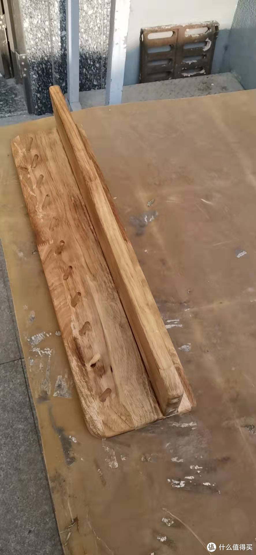 DIY打造一个实木钥匙挂钩置物架
