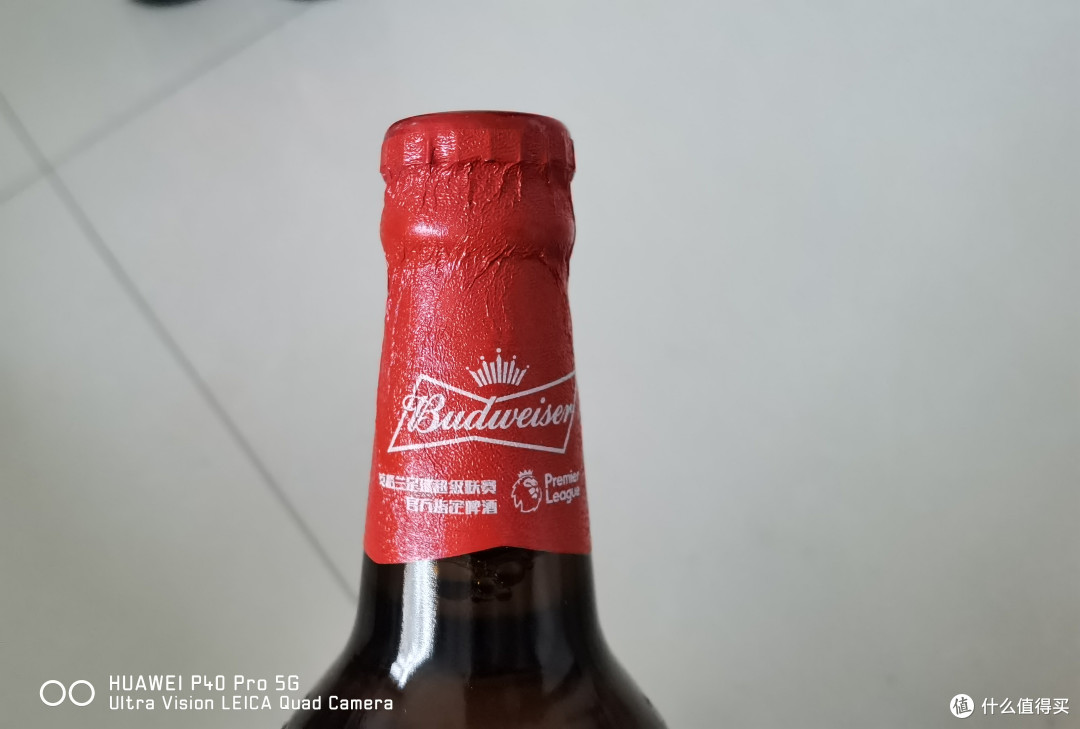 清爽淡雅的百威啤酒多喝也无妨