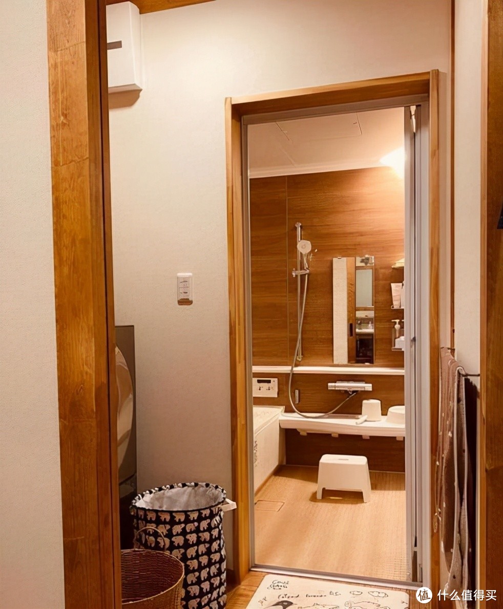 为什么日本不管房子多小，都要安装浴缸？而国内有花洒万事足？