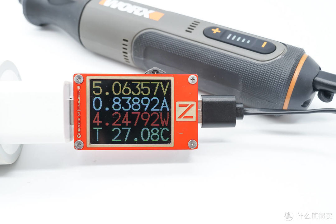 使用 USB-C 接口充电的威克士小型锂电池电磨机评测
