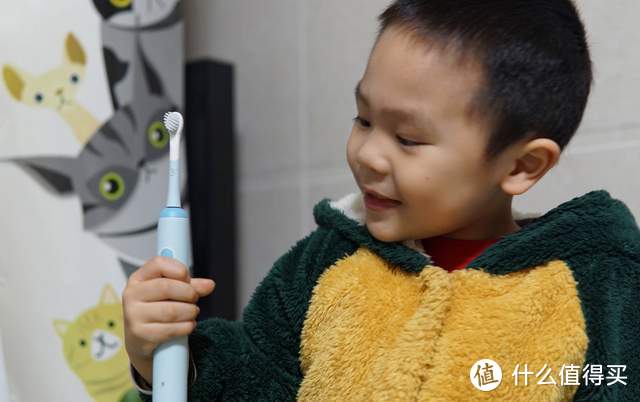 分龄护齿更安全，RIJIOO瑞吉鸥儿童成长型电动牙刷！