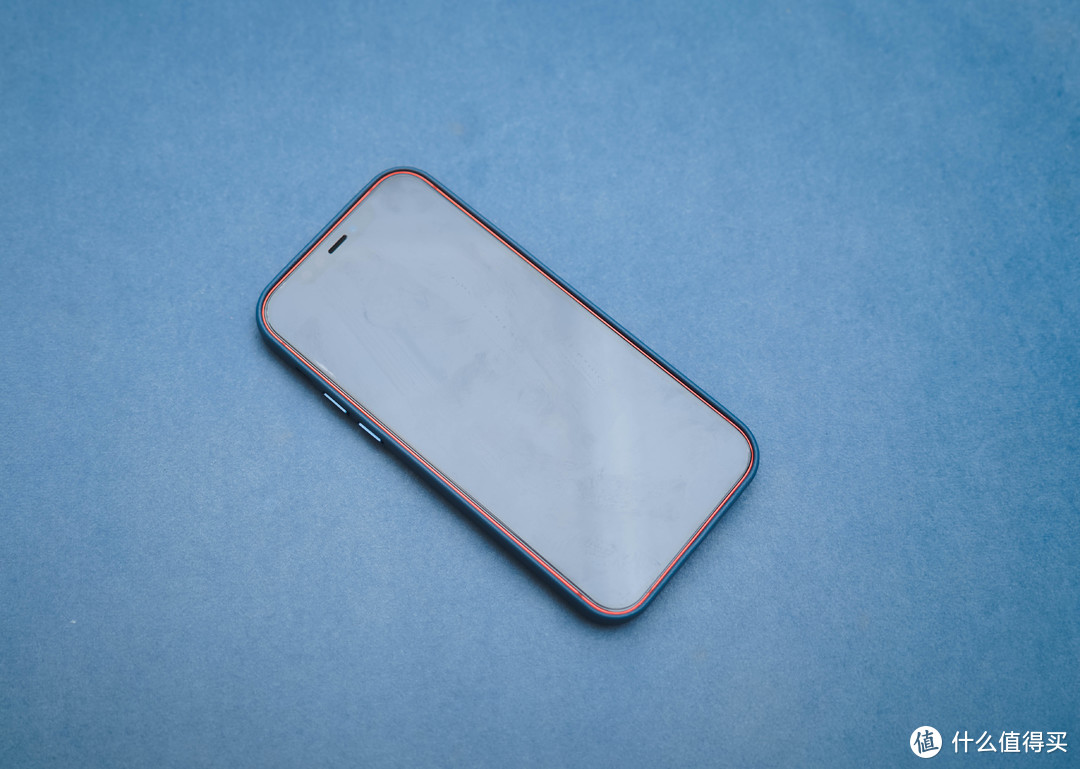 苹果手机壳还是隔代香，扎克 iPhone12 MagSafe 认证磁吸素皮手机壳体验