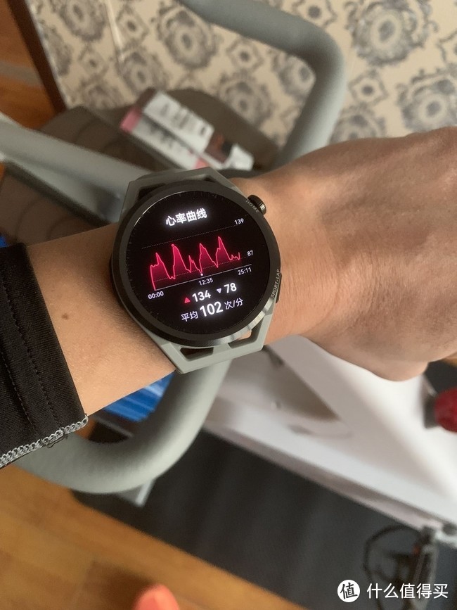 HUAWEI WATCH GT Runner让跑步运动这件事儿更智能更专业