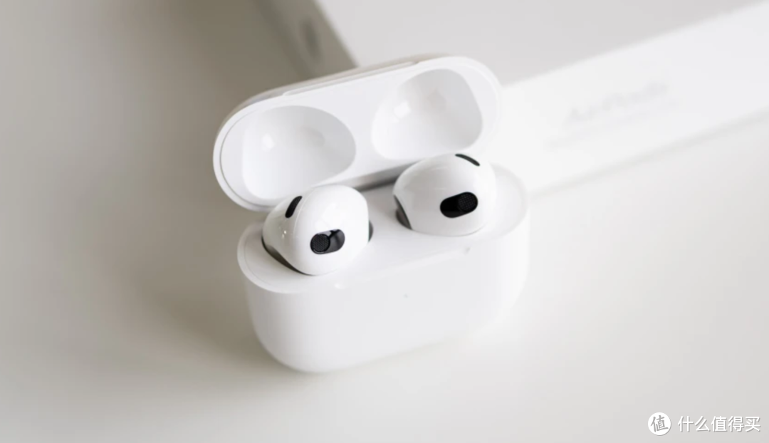 围观！Apple AirPods 3评测：音质及功能很nice，让我爱不释手