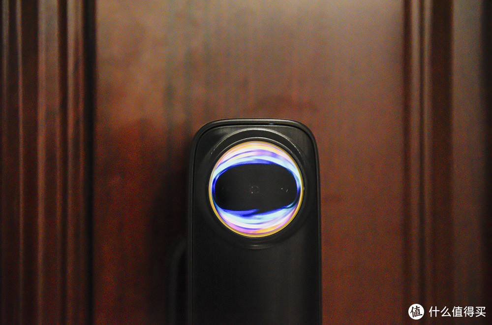全新无感知黑科技 刷脸就能开门的云米EyeLink 2F Pro智能门锁