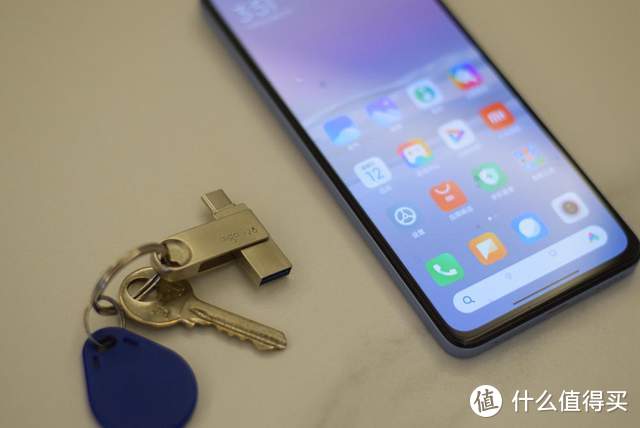aigo U322评测：小巧抗磨，还能当钥匙挂件使用