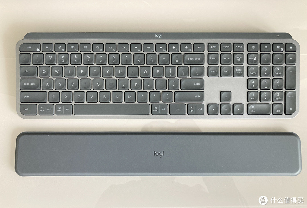 打字就要舒服点——Logi MX Keys键盘开箱使用分享