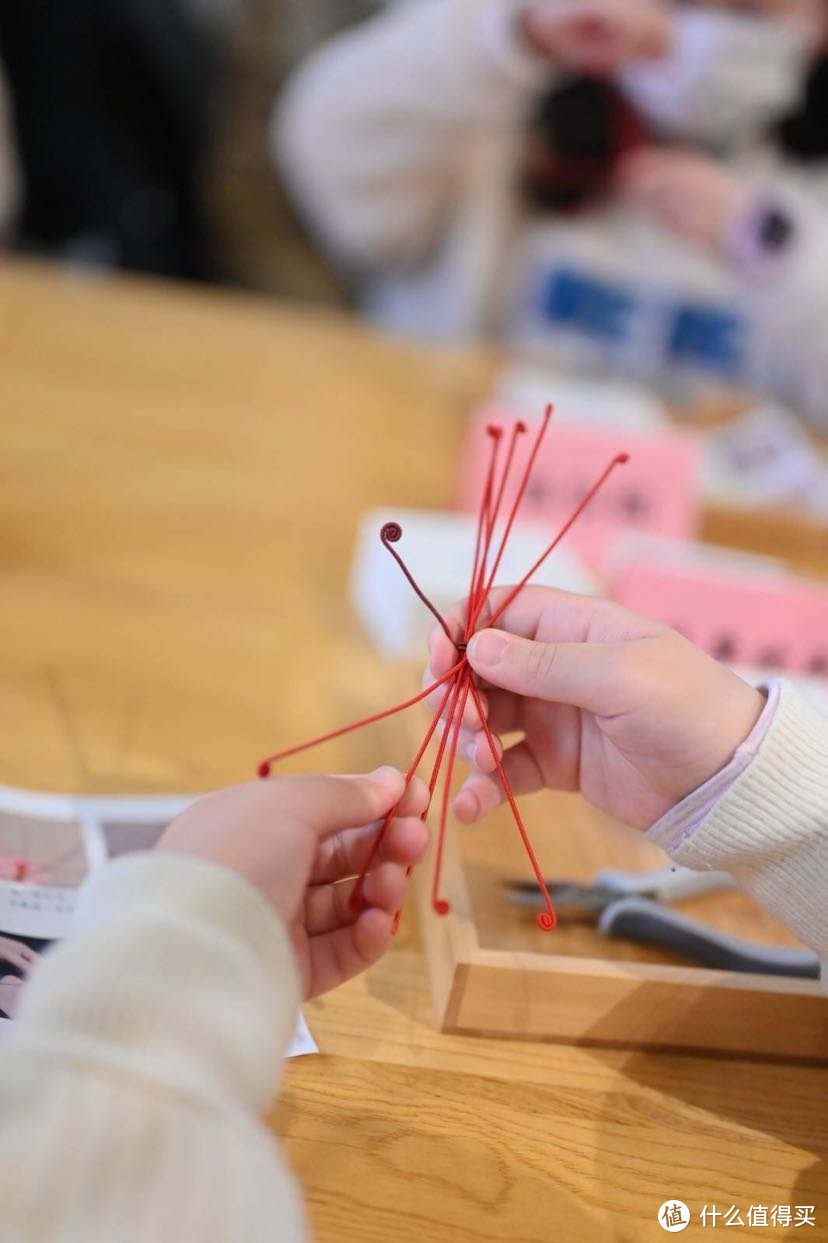 黄道婆纪念馆制作活动游园/体验一下什么是手工染布/上海旅游纪念馆手工制作天然染料布偶