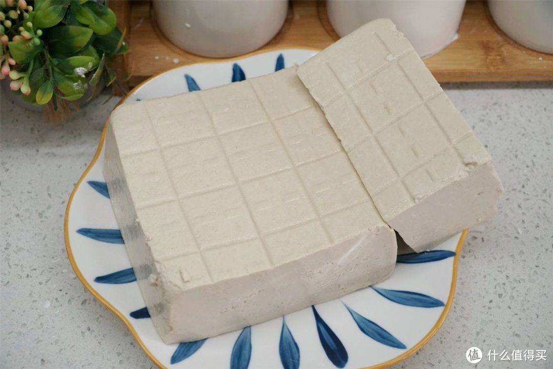 教你冻豆腐的正确做法，别直接放冰箱，多处理一步，蜂窝大有弹性