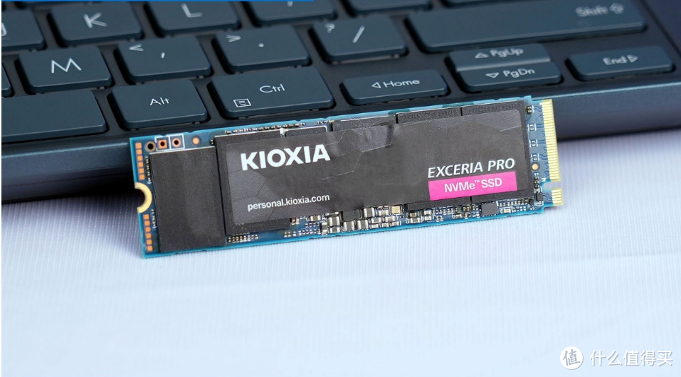 性价比超高 多块好省的铠侠EXCERIA PROPCIe 4.0 SSD固态体验！
