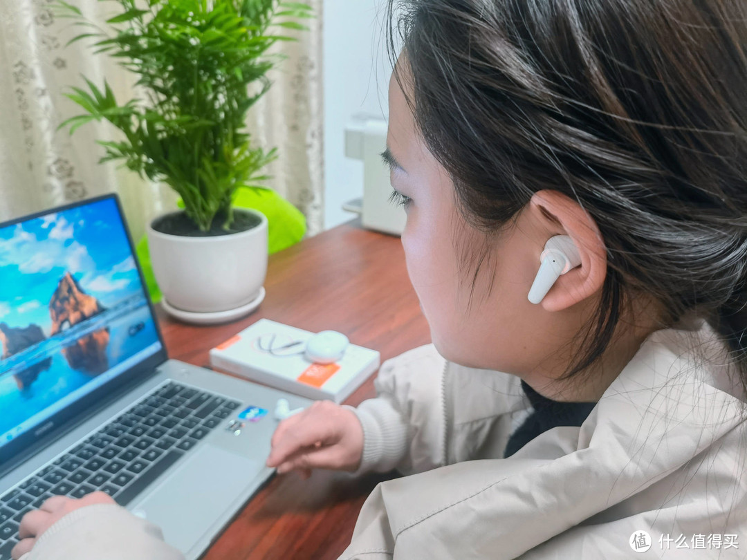 中兴ZTE LiveBuds Pro六麦降噪，自由模式切换，享受定制音乐生活！