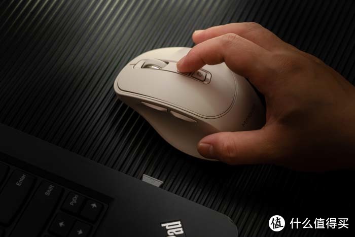咪鼠智能语音鼠标M5评测：不仅能打字，还能翻译，功能强大还好看