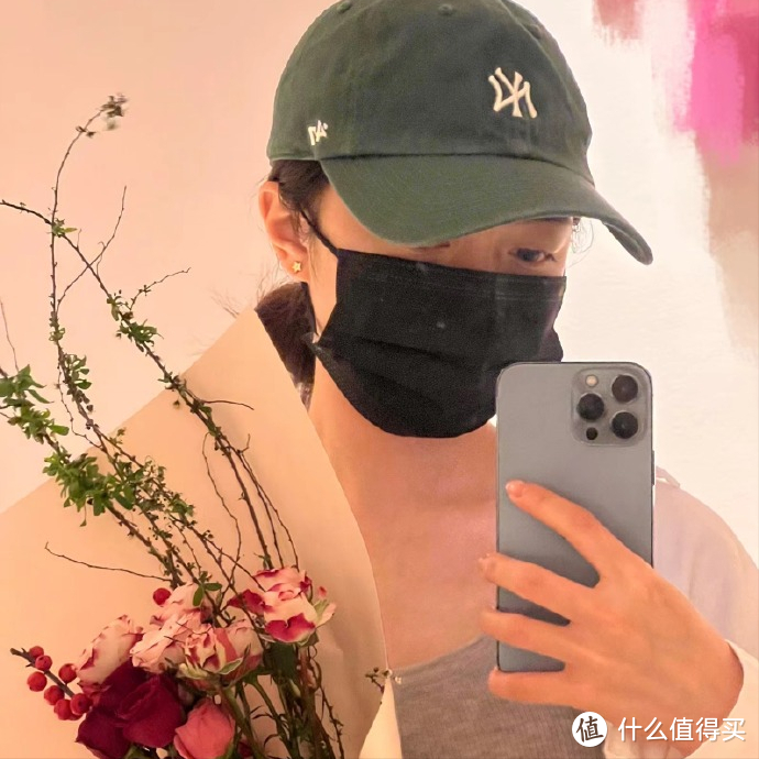 《开端》爆火：赵今麦剧里用realme手机，现实中用iPhone13Pro！