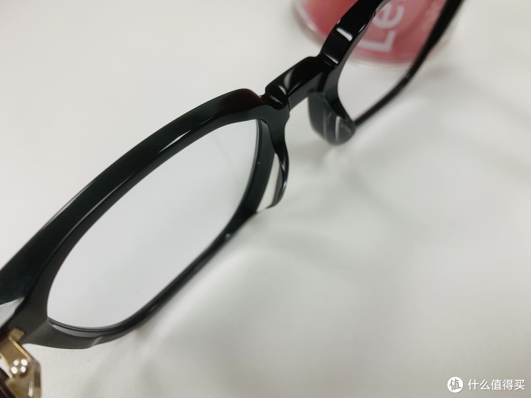 大1000块的防蓝光眼镜是否真的有效？