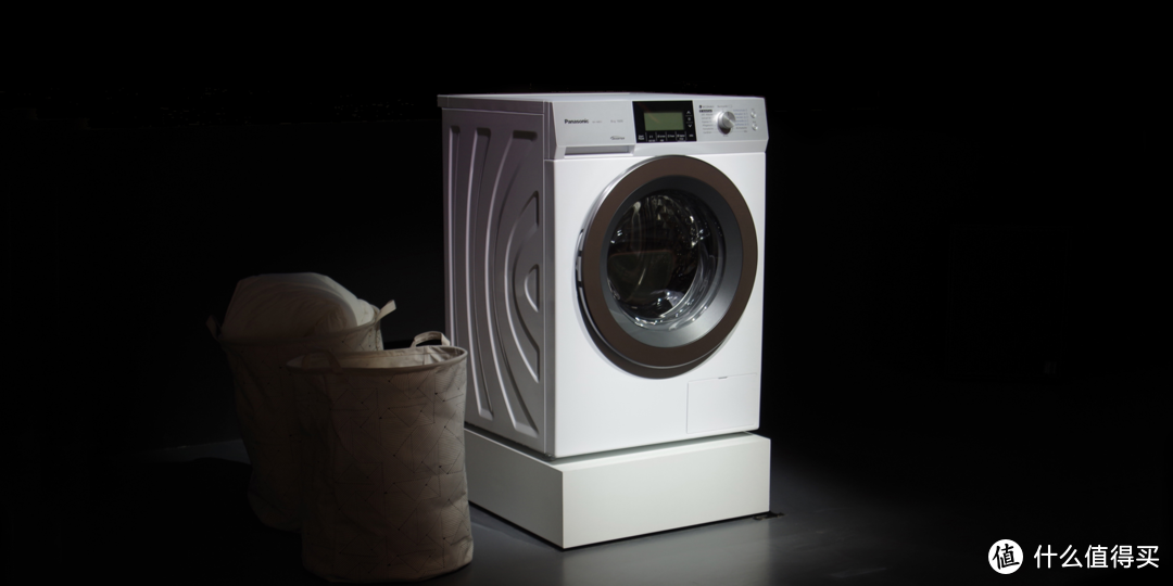 柔压净洗、真空脱水，媲美手洗效果的松下洗衣机器人NA-Y1Z