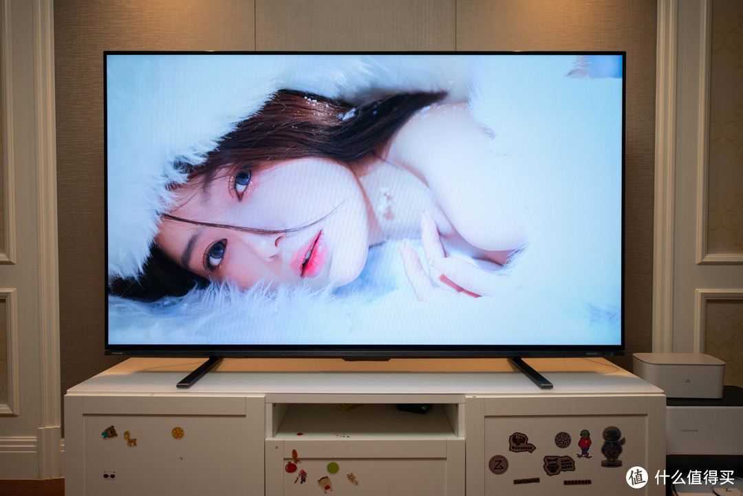 顶级音画是什么样的？ 来看看两万五的4K超高清77英寸OLED电视，东芝X8900KF 