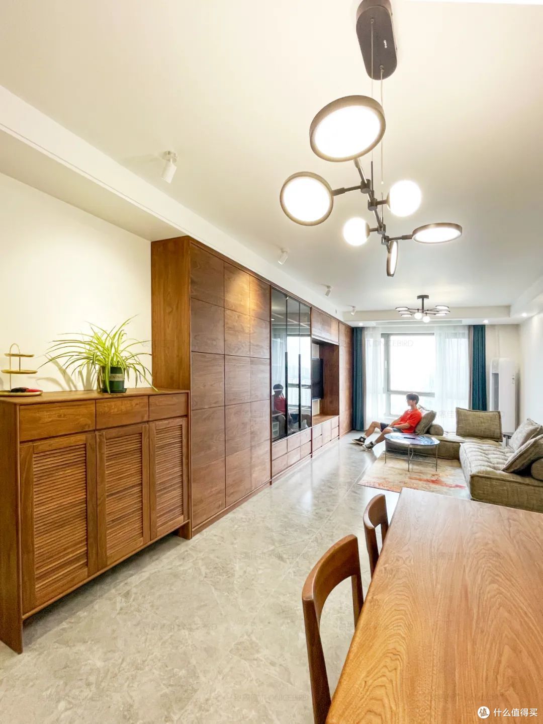 客厅到底该咋布局？N种解决方案，不管你家多大，保证用得上