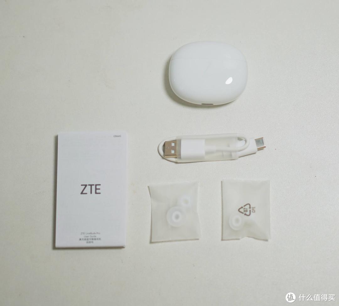 吴京代言中兴手机，顺便了解下ZTE Livebuds Pro降噪耳机