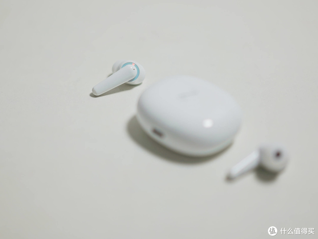 吴京代言中兴手机，顺便了解下ZTE Livebuds Pro降噪耳机