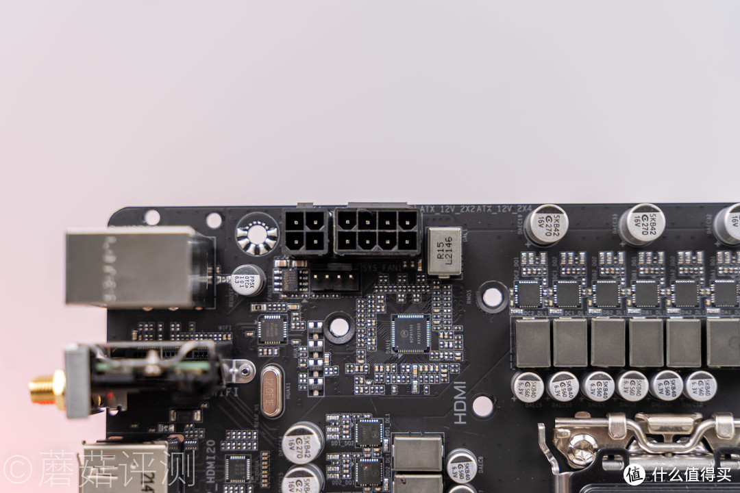 外观出色，细节配置上乘、技嘉雪雕B660M AORUS PRO AX DDR4主板 测试