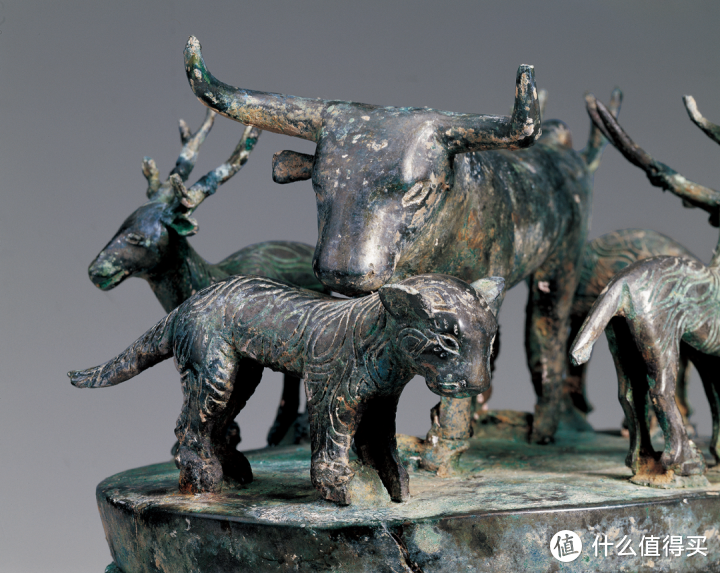 战国 虎鹿牛铜贮贝器 云南省博物馆 藏