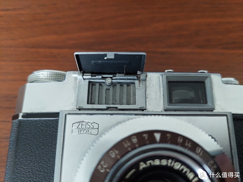 0.3048：Zeiss Ikon Contina IIa (type 527/24)