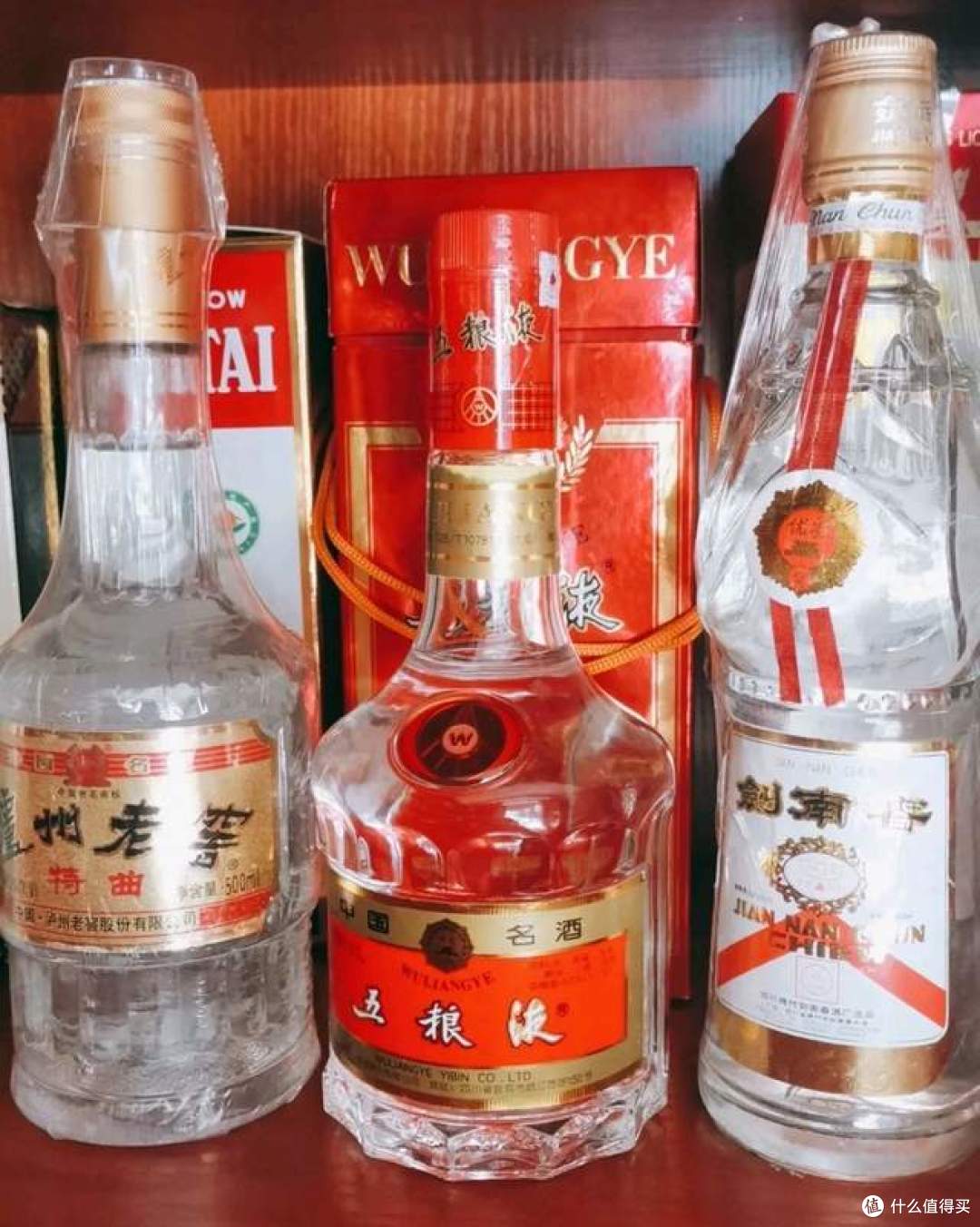 67春节和亲友喝酒2类白酒别带上桌不仅难喝易上头还会遭人嫌