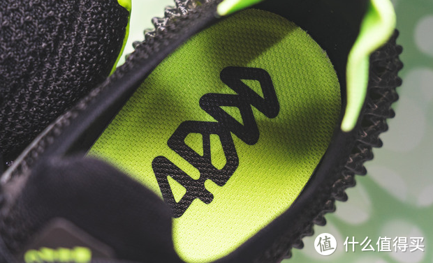运动鞋 舒适 新高度-阿迪4D 高弹力运动鞋值得入