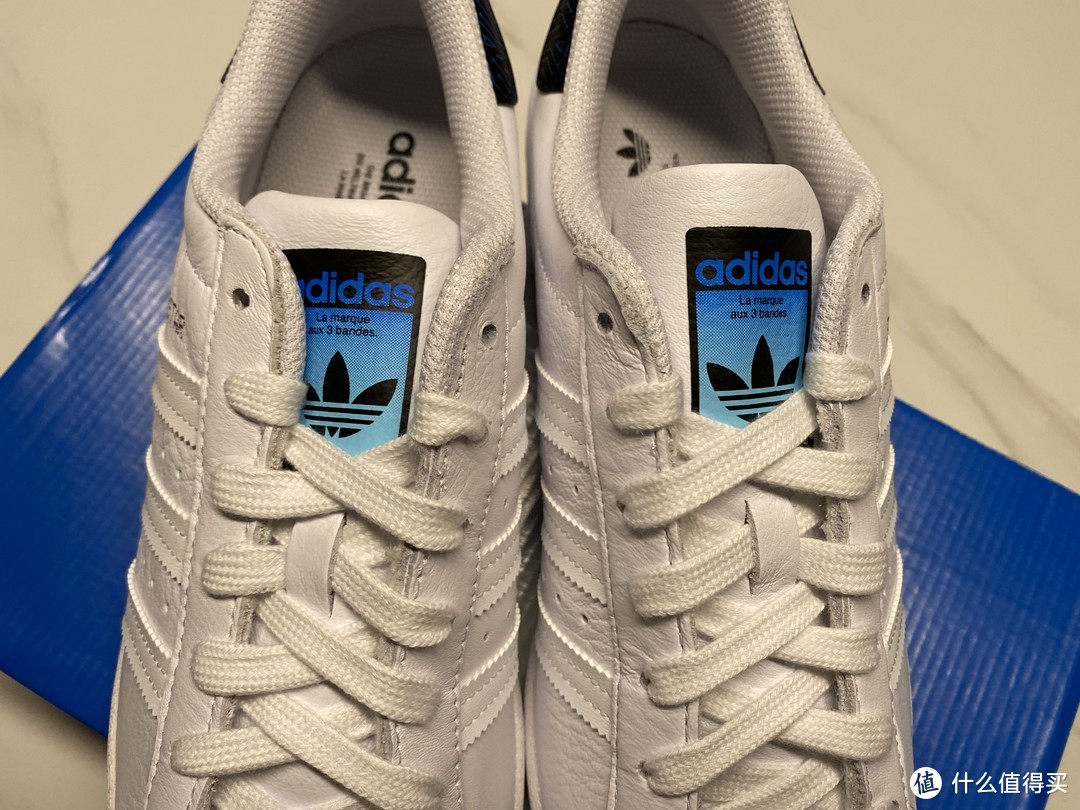 鞋柜里一定要有一双adidas SUPERSTAR经典贝壳头啊