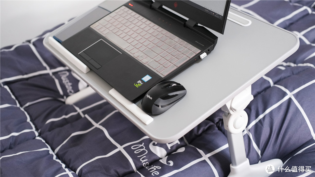 ORICO笔记本电脑桌LRZ-64，躺着也能舒适办公学习！
