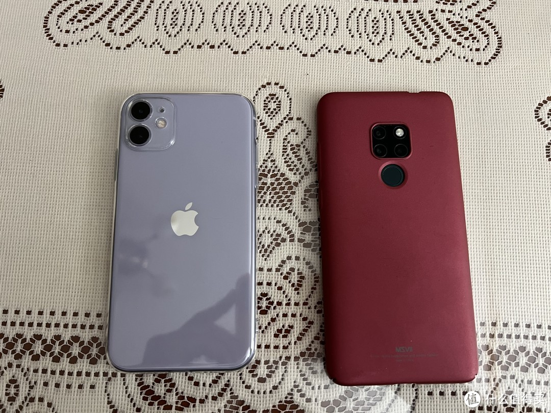 辞旧迎新，紫气东来----整两台iPhone 11给两位老母亲换上